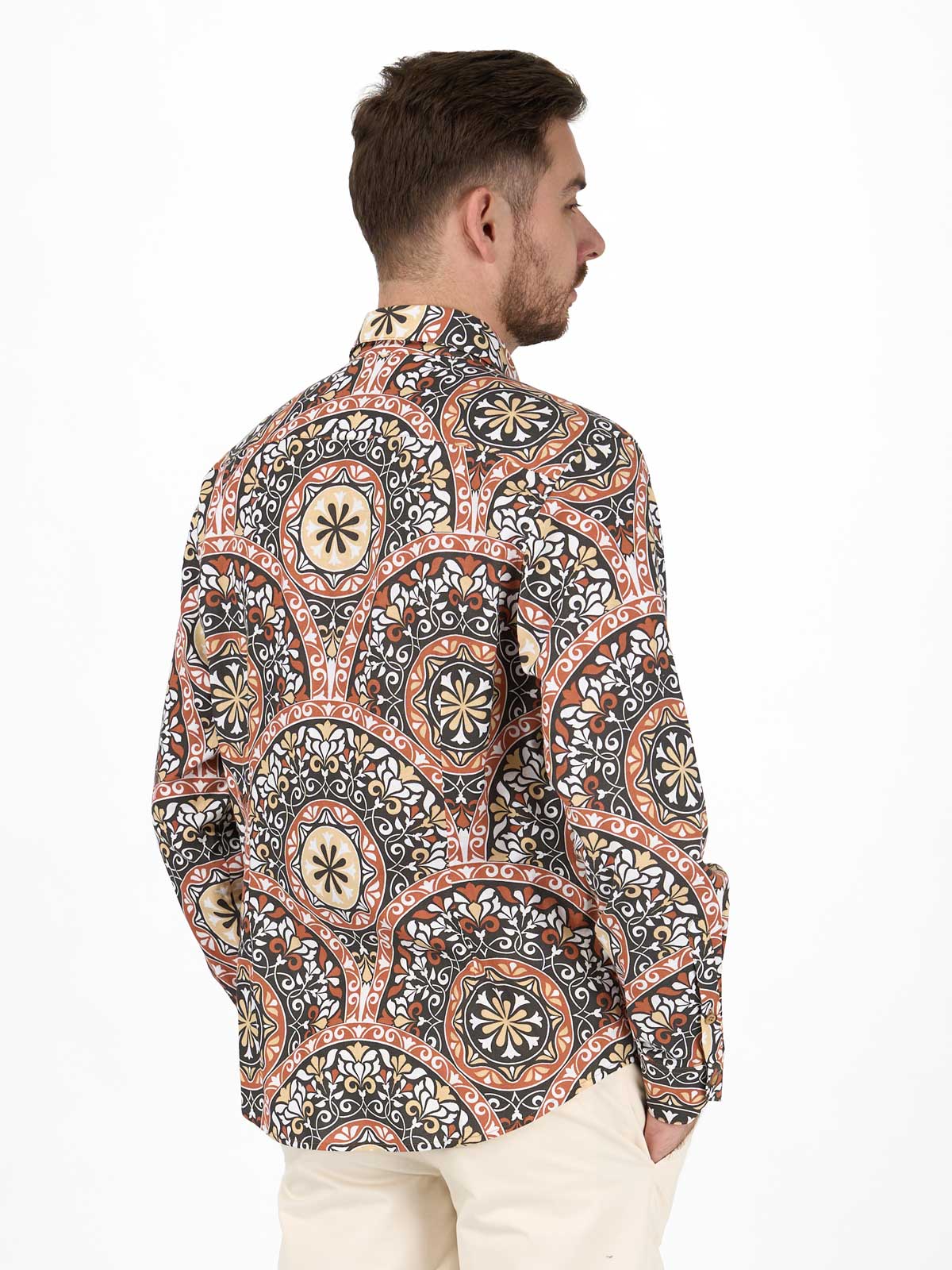 Рубашка из хлопка и льна