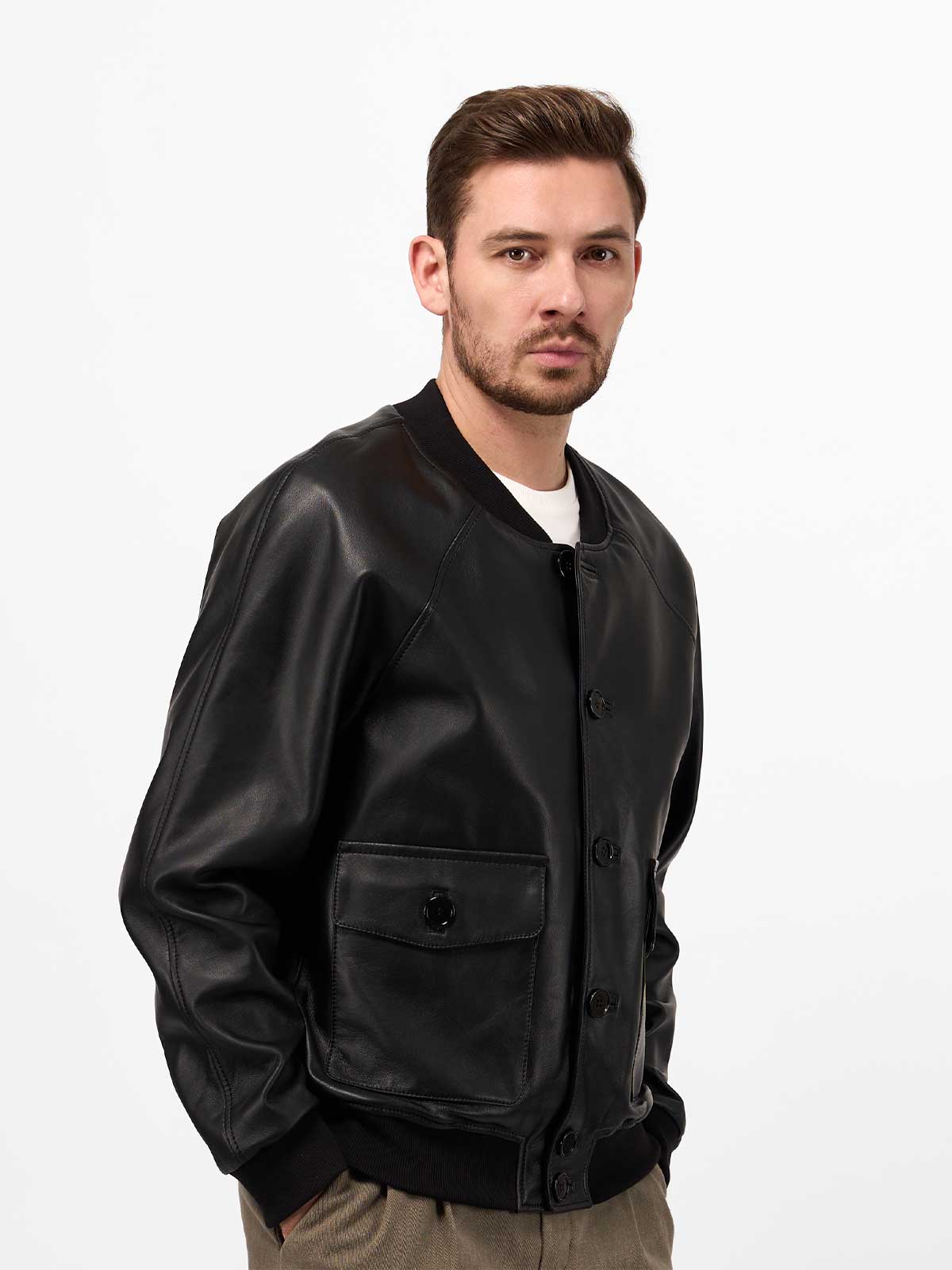 Бомбер кожаный